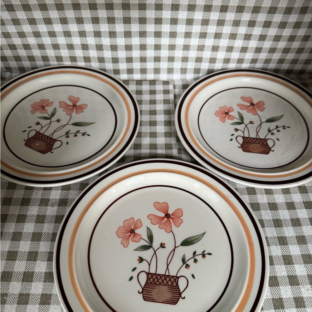 Country side Stoneware Floral side bread plate 6 1/2 Japan